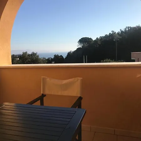 Residence La Pergola Cavo - Isola D'Elba شقة